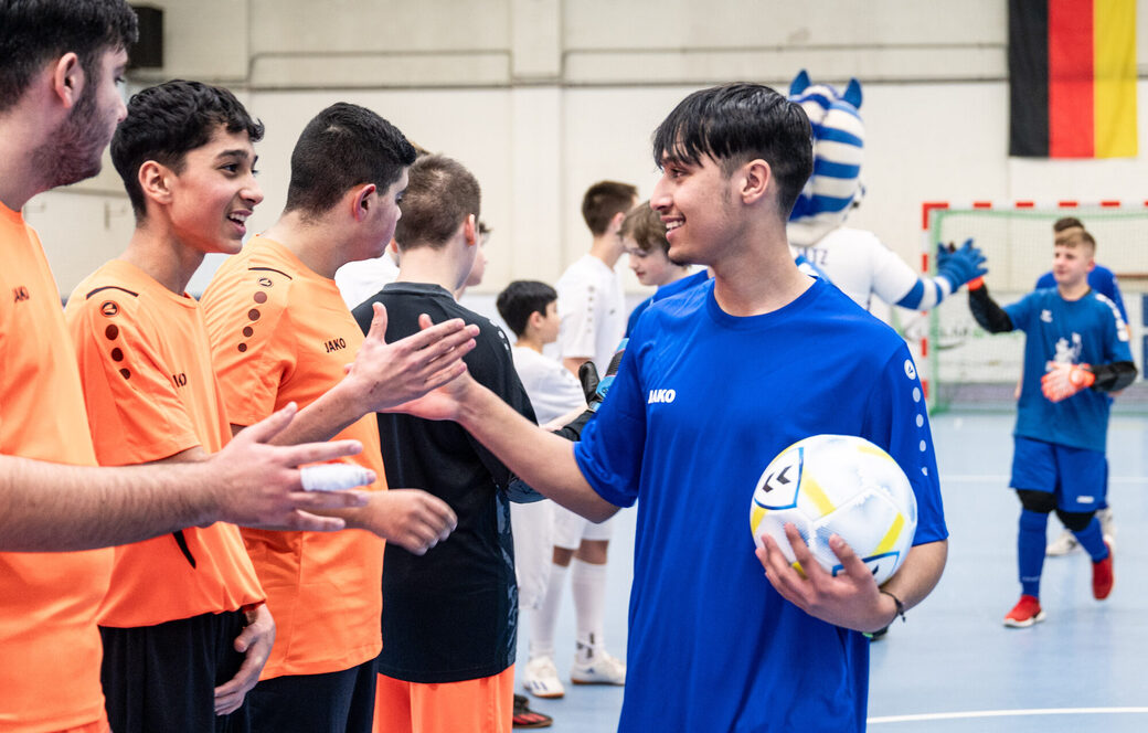 Turnier unter Jugendzentren: „Fußball bei Nacht“