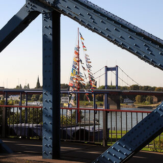 Eisenbahnbrücke Ruhrort